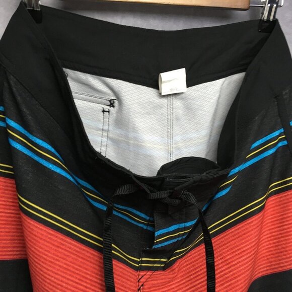 Quiksilver Men Board Shorts size 33 Swim Trunks Black Red Striped Stretch Suit - Picture 7 of 13